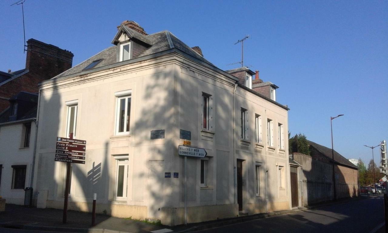 Alex Guest House Dozulé Kültér fotó